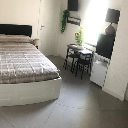Kimy B&B Pompei Bagian luar foto